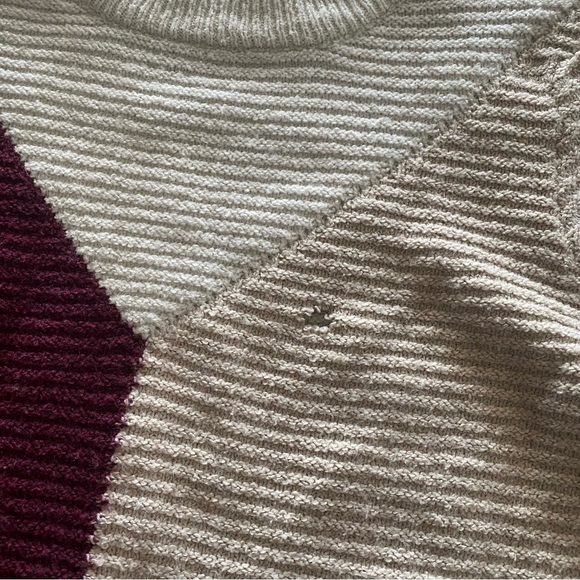 Pink Clover Colorblock Sweater - Picture 6 of 6